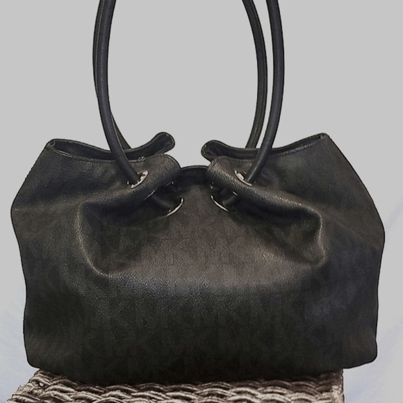 Large Michael Kors Hobo Bag - Picture 4 of 4